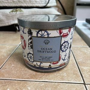 NWT Bath & Body Works OCEAN DRIFTWOOD Large 14.5 Oz 3 Wick Scented Candle